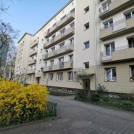 4 Jozefa Lewartowskiego Apartment *