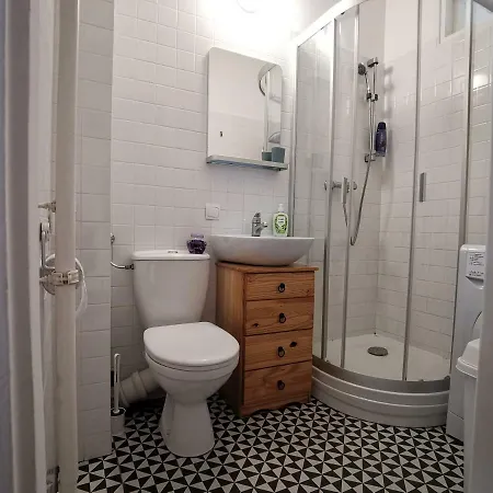 Apartment 4 Jozefa Lewartowskiego